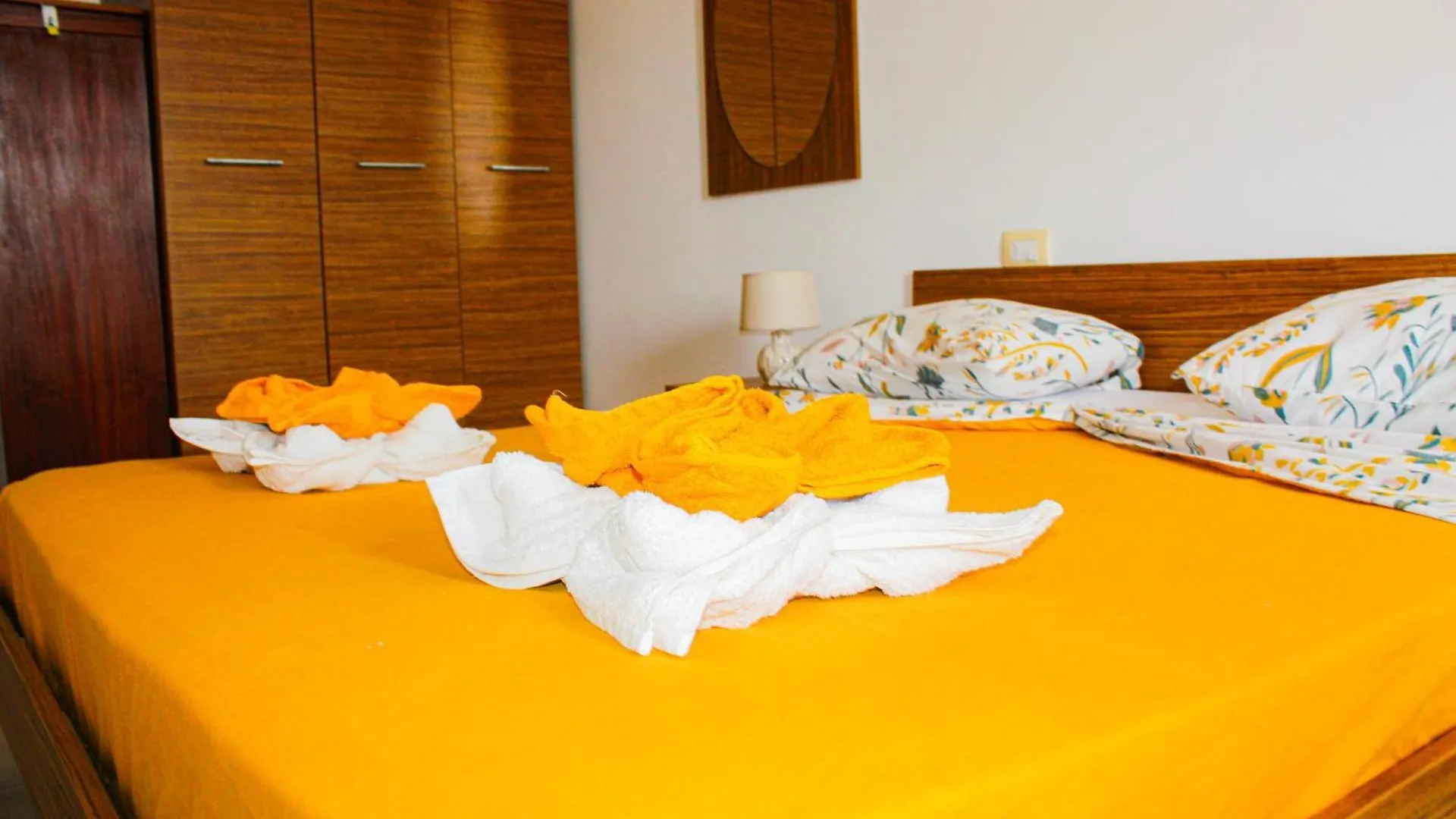 Djadsal Moradias Apartment Santa Maria